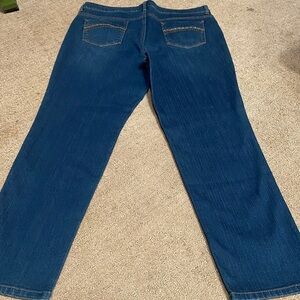 Gloria Vanderbilt Dark Blue 16W? Slimming Straight Leg Jeans Denim Comfy